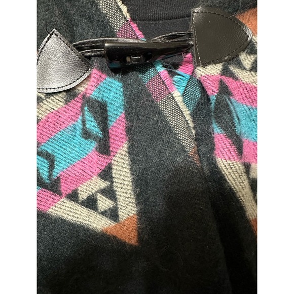 Be Mine NYC Western Print Hooded Poncho, OSFM - Picture 6 of 6